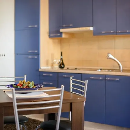 Apartman By The Sea - 13167 *